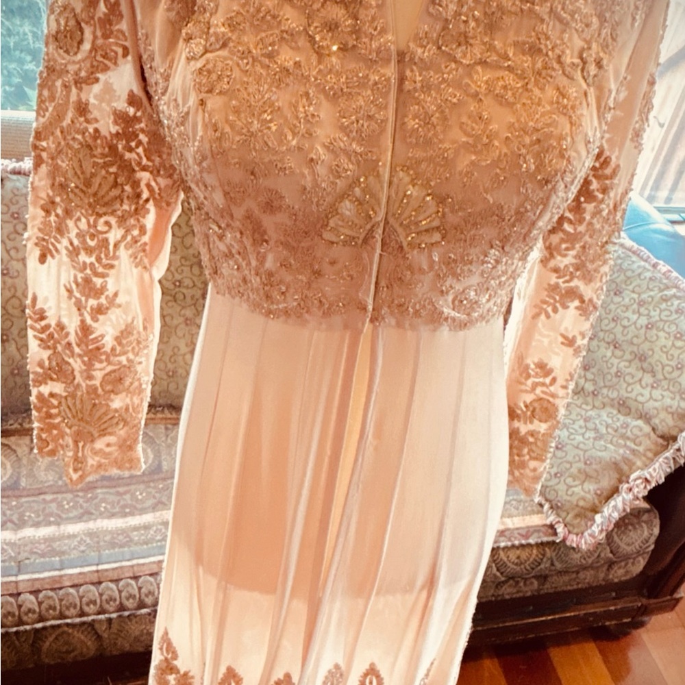 Bespoke Cream Kurta with Intricate Lace Detailing